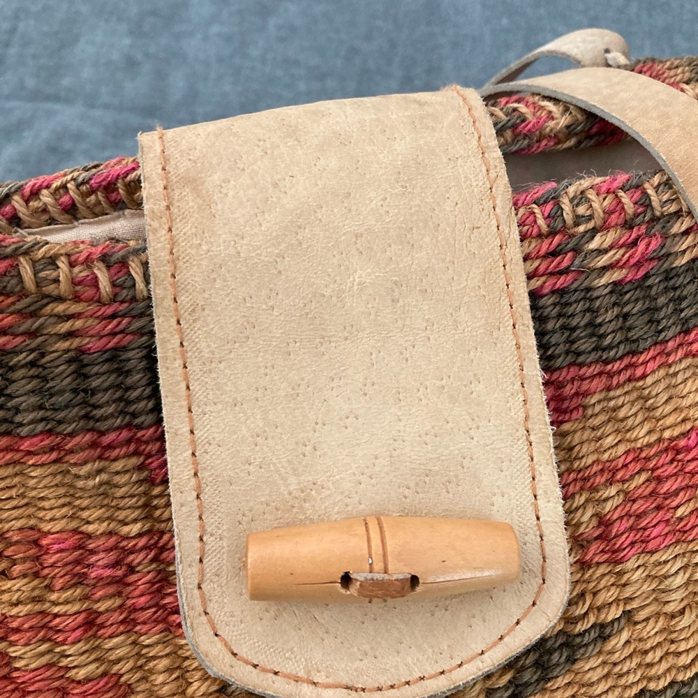 Vintage woven sisal market tote bucket bag. Jute, raffia - Picture 3 of 12